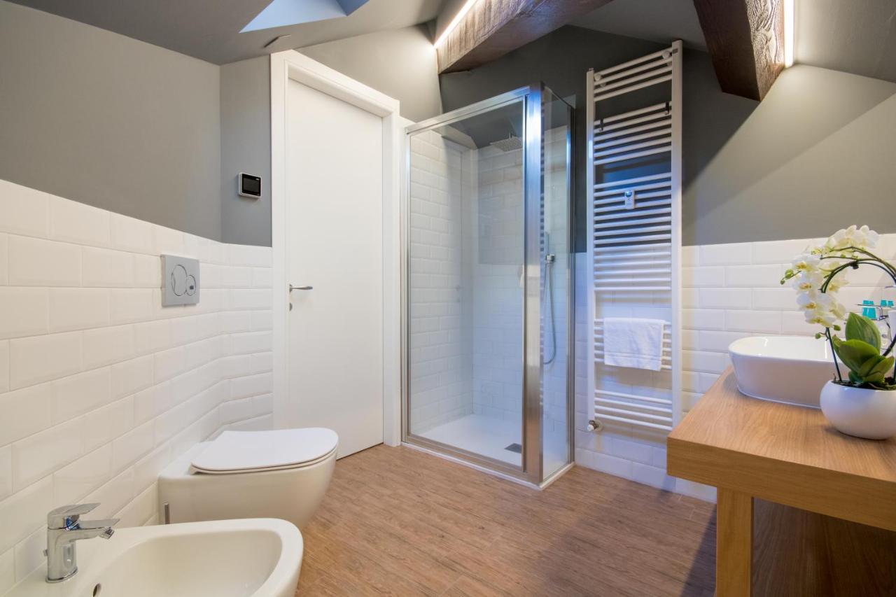 Aqualago Casa Vacanze Suite 베르바니아 외부 사진