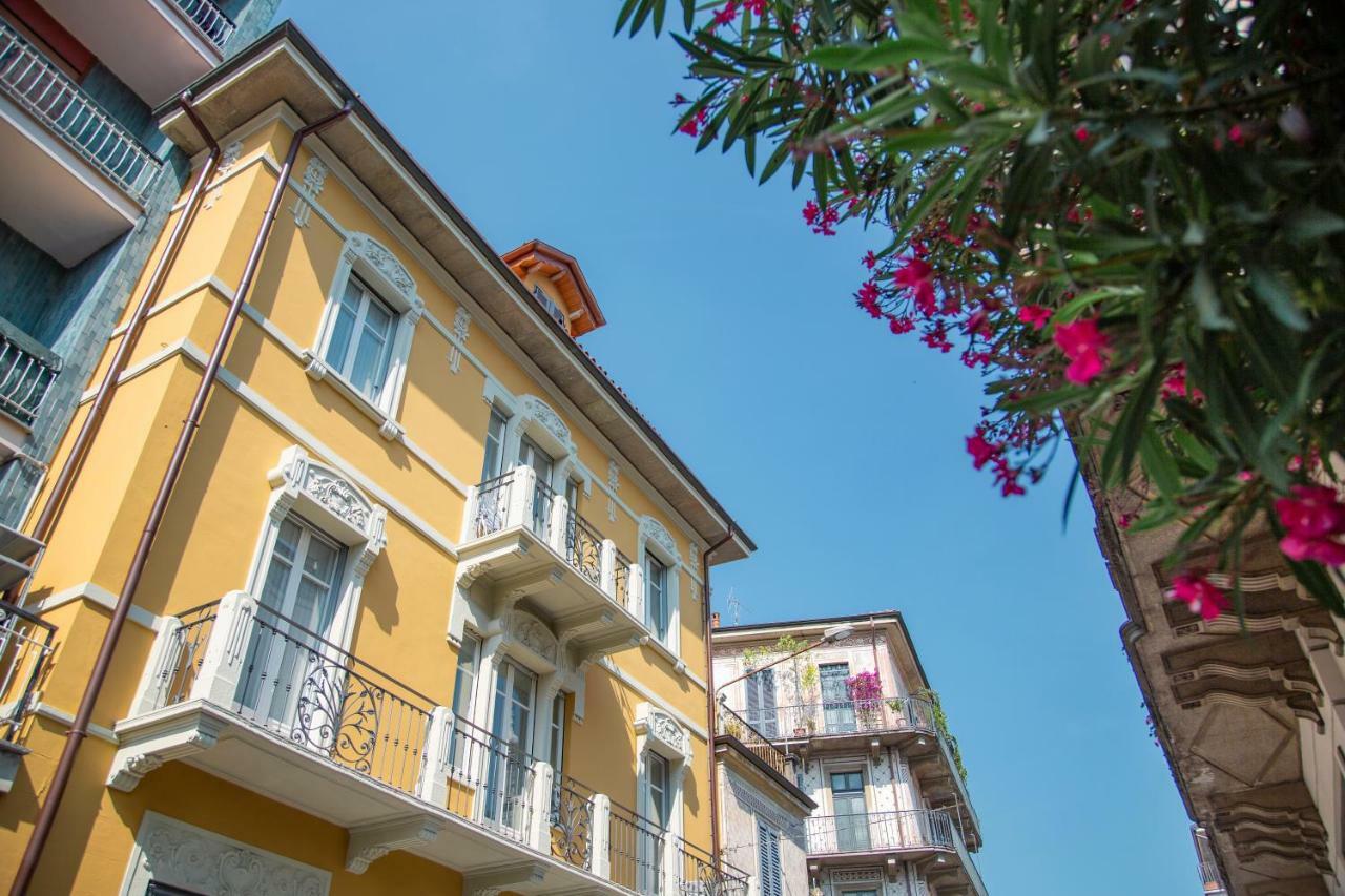 Aqualago Casa Vacanze Suite 베르바니아 외부 사진