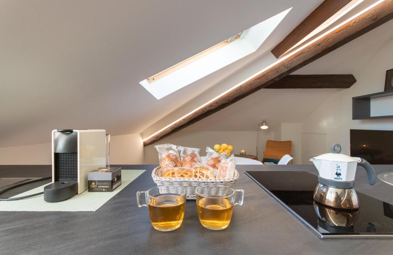 Aqualago Casa Vacanze Suite 베르바니아 외부 사진