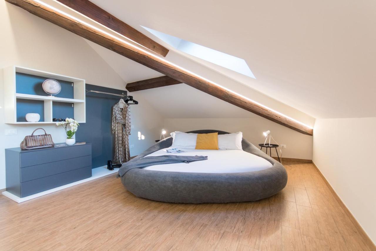 Aqualago Casa Vacanze Suite 베르바니아 외부 사진