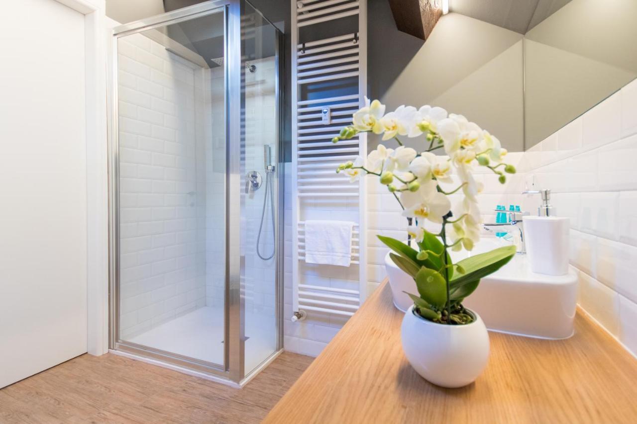 Aqualago Casa Vacanze Suite 베르바니아 외부 사진