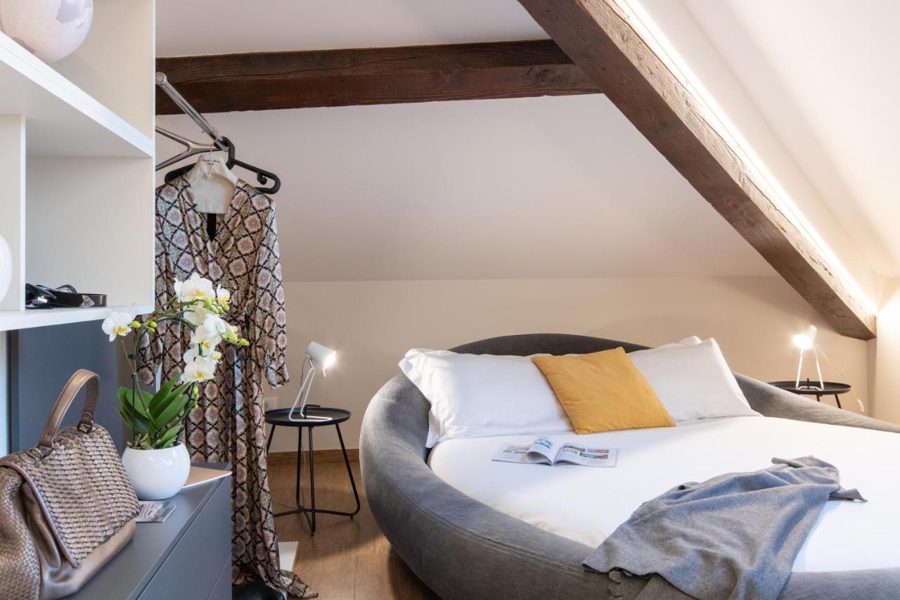 Aqualago Casa Vacanze Suite 베르바니아 외부 사진