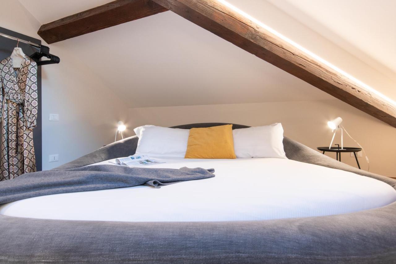 Aqualago Casa Vacanze Suite 베르바니아 외부 사진